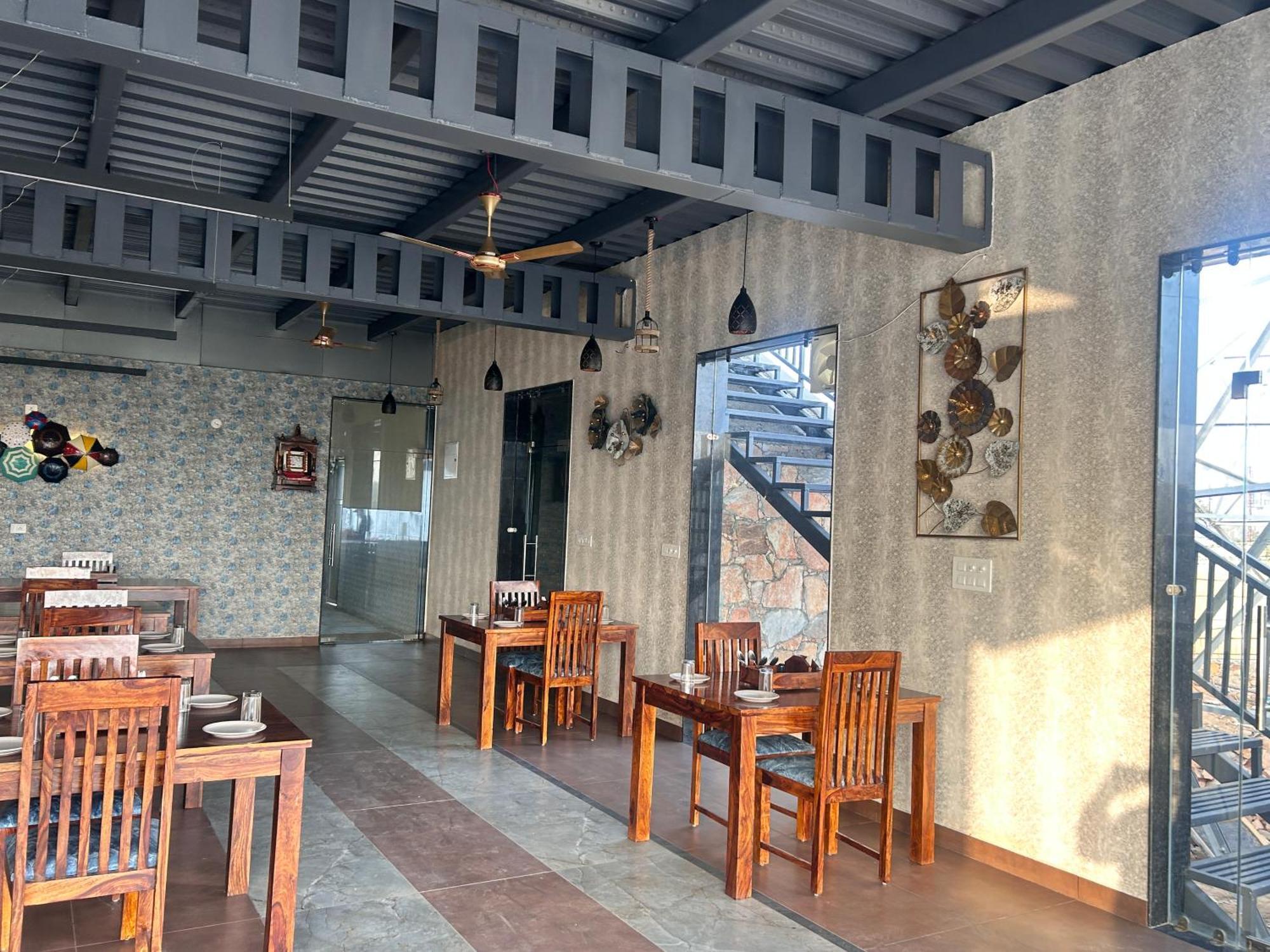 Royal Rajasthan Resort Sikar Eksteriør bilde