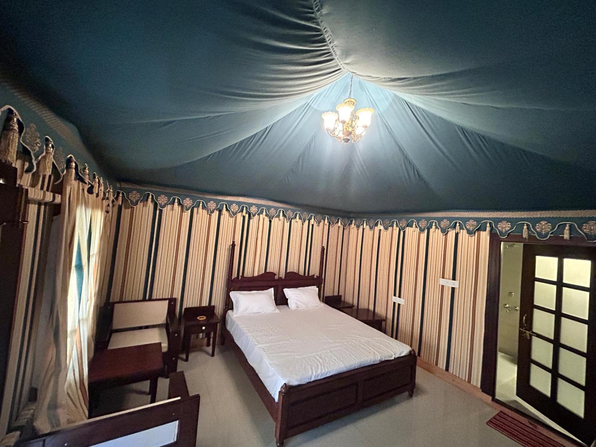 Royal Rajasthan Resort Sikar Eksteriør bilde
