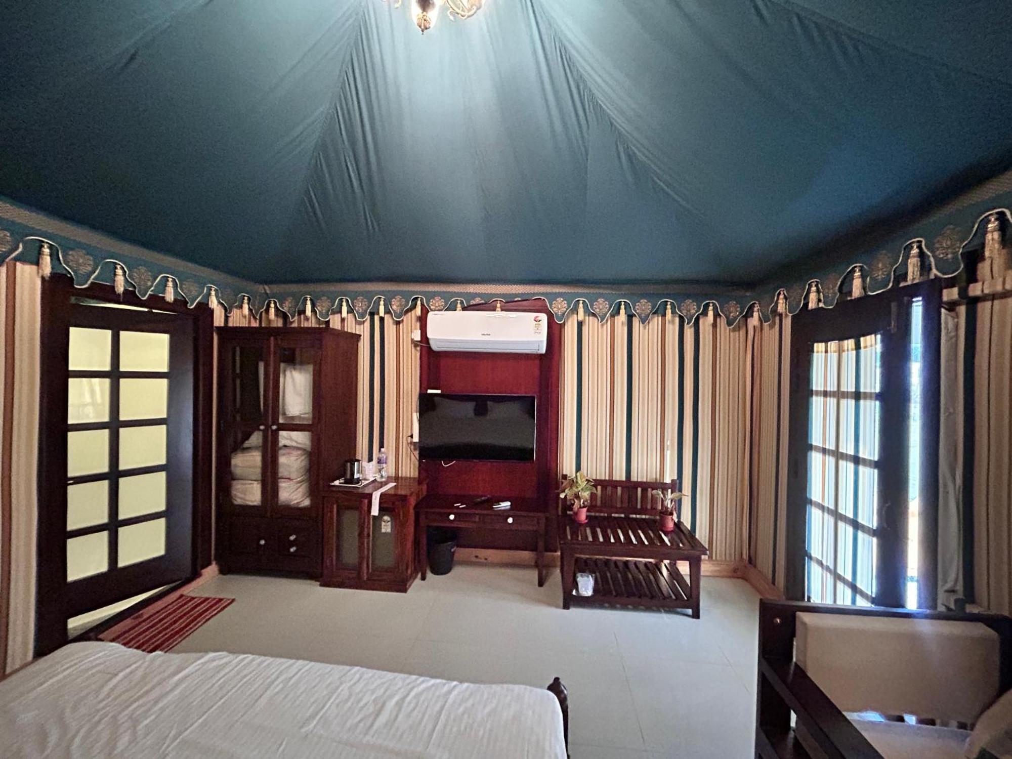 Royal Rajasthan Resort Sikar Eksteriør bilde