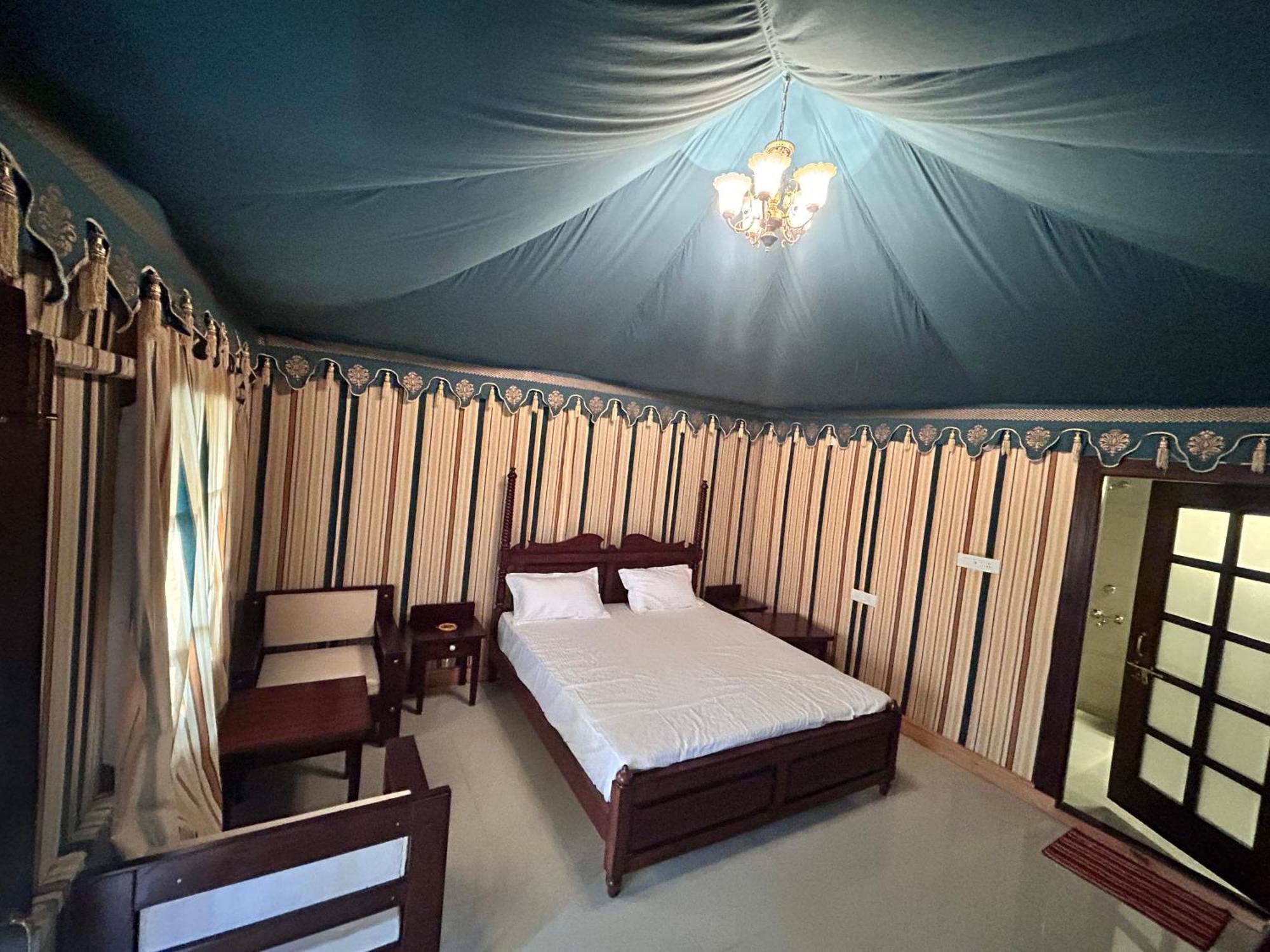 Royal Rajasthan Resort Sikar Eksteriør bilde