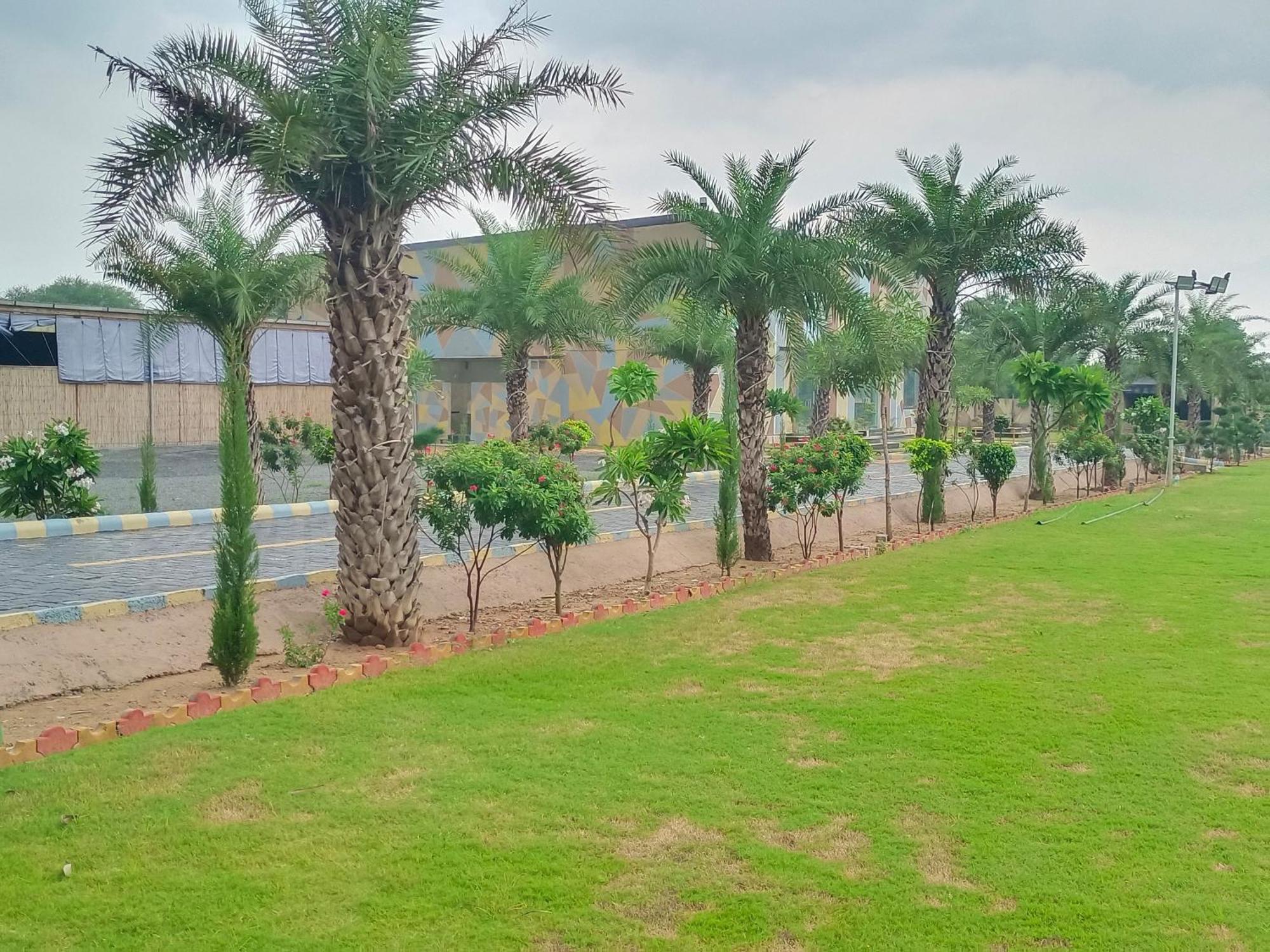 Royal Rajasthan Resort Sikar Eksteriør bilde
