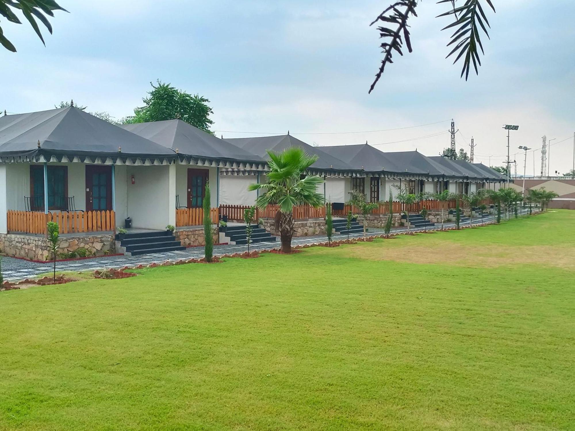 Royal Rajasthan Resort Sikar Eksteriør bilde